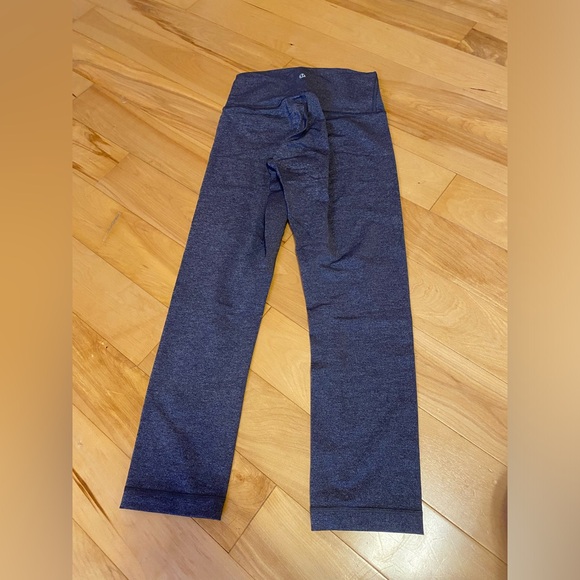 Lulu Lemon Leggings - Picture 2 of 3